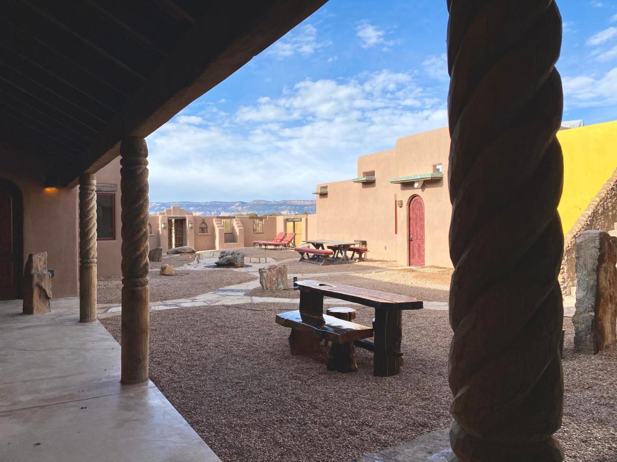 The Grand Hacienda Inn With Breakfast Abiquiu Exteriér fotografie